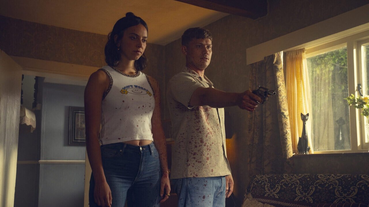 Run Away (TV Series 2026) Screenshot 4